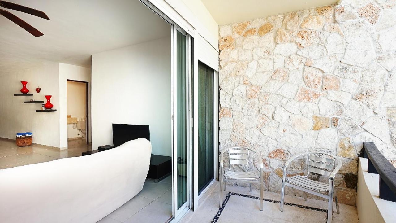 Meridian Downtown Apartments Playa del Carmen Esterno foto