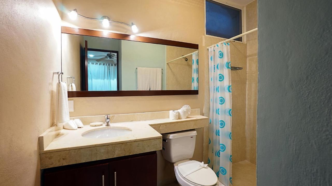 Meridian Downtown Apartments Playa del Carmen Esterno foto