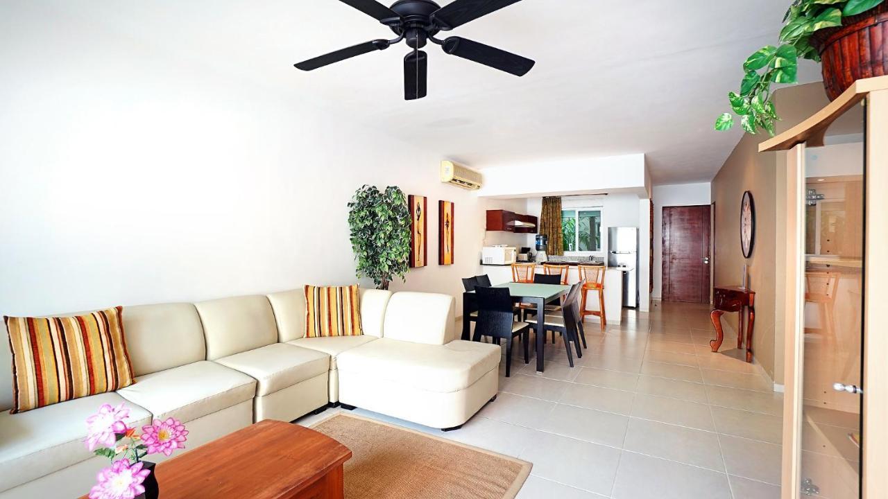 Meridian Downtown Apartments Playa del Carmen Esterno foto