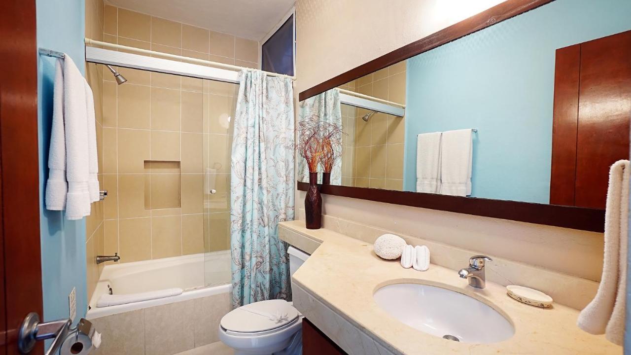 Meridian Downtown Apartments Playa del Carmen Esterno foto